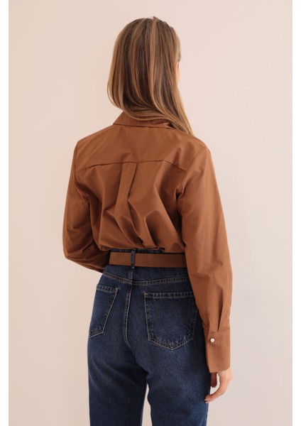Soft Kumaş Crop Kadın Inci Düğme Detay Gömlek-Kahve
