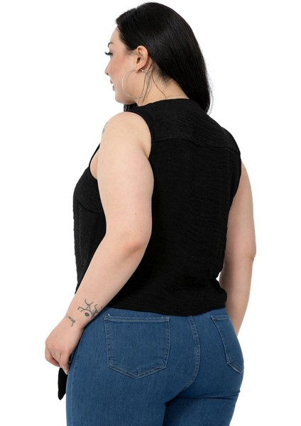 Büyük Beden Bağlama Detaylı Kolsuz Siyah Bluz modelleri