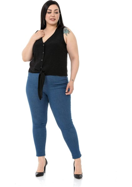 Büyük Beden Bağlama Detaylı Kolsuz Siyah Bluz fırsatları