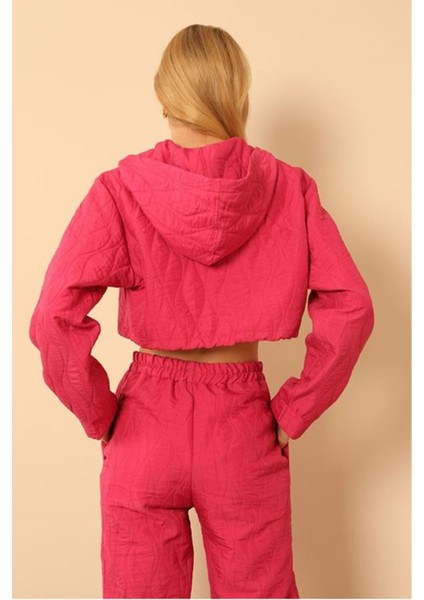 Jakar Kumaş Kapüşonlu Soğan Desen Kadın Crop Sweat-Fuşya