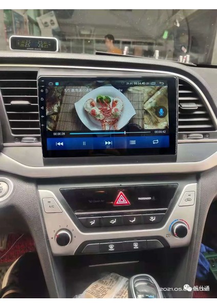 Hyundai 2016-2019 Elantra Android Kablosuz Carplay Navigasyon Multimedya 9 Inch Ekran 2 GB Ram 32 GB Rom