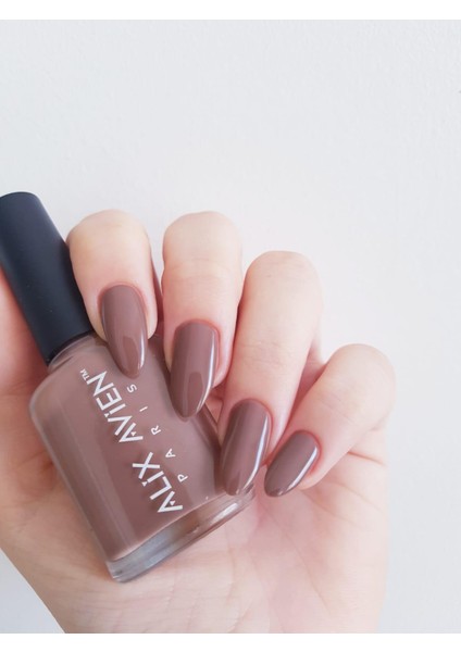 Alix Avien Nude Kahve Oje 90 - Yüksek Pigmentli Uzun Süreli Kalıcılık Hızlı Kuruma - Nail Lacquer 90