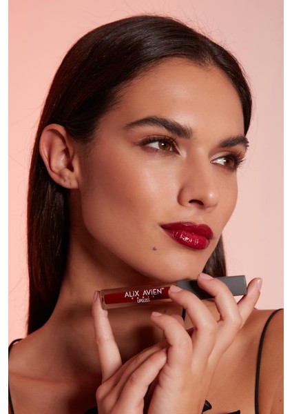 Nemlendirici Etki Yapışkanlık Hissi Bırakmayan Dudak Parlatıcısı - Lipgloss 06 Juicy Cherry