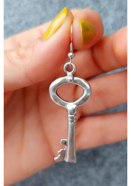 Anahtar Şekilli Kadın Küpe Çift Adet Gümüş Kaplama Kadın Küpe