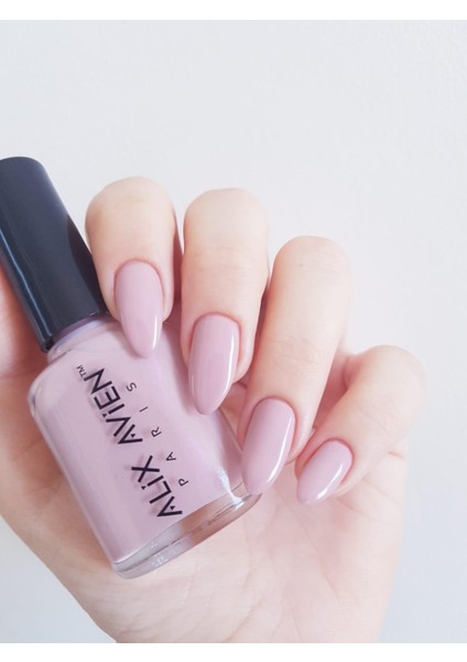 Alix Avien Pembe Nude Oje 46 - Yüksek Pigmentli Uzun Süreli Kalıcılık Hızlı Kuruma - Nail Lacquer 46