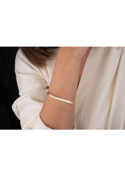 14 Ayar Altın Taşlı Zarif Kelepçe Bileklik