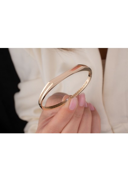 14 Ayar Altın Taşlı Zarif Kelepçe Bileklik fiyatları