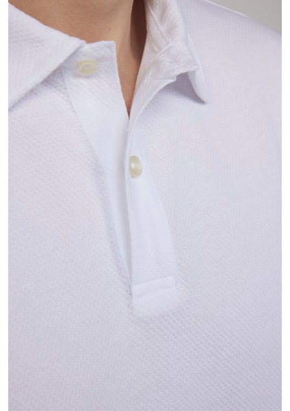 Slim Fit Desenli Polo Yaka Erkek Beyaz Tişört indirimleri