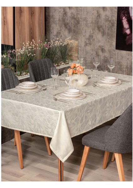 Jakarlı Dertsiz Masa Örtüsü Lavinia Krem 155 x 160