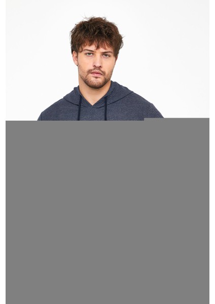 Erkek Sweatshirt Kapüşonlu Cepli Regular Fit fırsatları