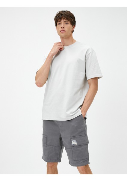 Kargo Şort Cepli Etiket Baskı Detaylı Beli Bağcıklı fiyatları
