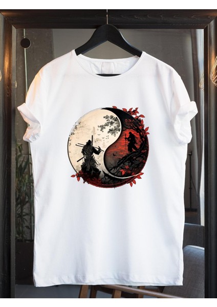 Yin Yang Tasarımlı Pamuklu Oversize Tişört.  Yin Yang ve Samuray Temalı Unisex Tişört