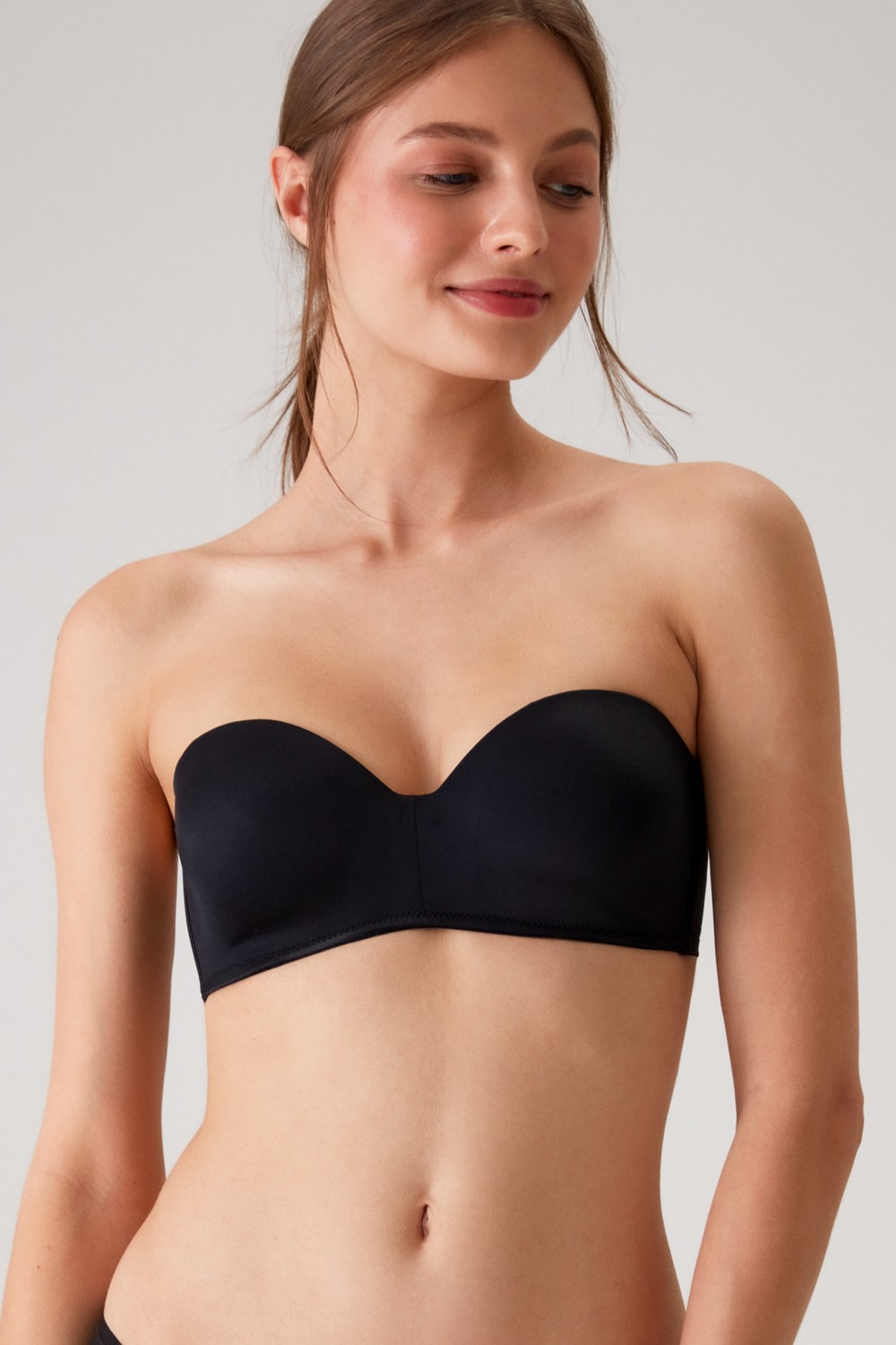 Pierre Cardin 2'li Ekonomik Paket Siyah-Beyaz 6800 Ales Ultra Hafif Bütün Kap Dolgusuz Micro Straplez Sütyen Set görsel 8