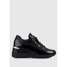 Siyah Deri Kadın Ayakkabı