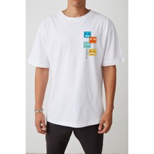 The Wert  Colourful Faces Baskılı Beyaz Oversize Tshirt