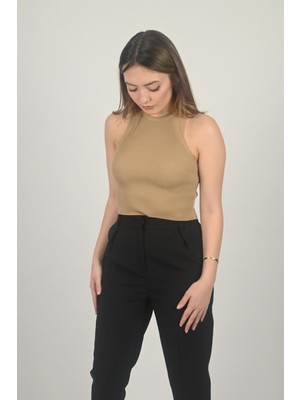 Lemajh Halter Yaka Vizon Crop