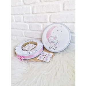 Bunnyball Chocolate 100 Adet İsme Özel Pembe Ayda Uyuyan Fil Temalı Kız Bebek Çikolata