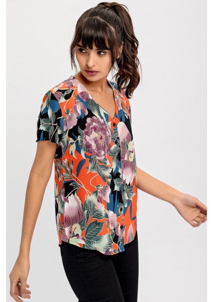 Kadın Mor Çiçek Desenli, Kısa Kol Gömlek (Düz Kesim, Standart Boy) fırsatları