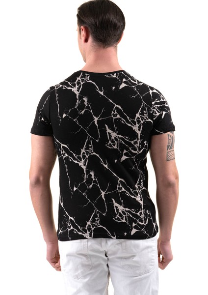 Siyah Üzerine Beyaz Ağ Baskılı Tasarım Bisiklet Yaka Basic T-Shirt Normal Fit Erkek Tişört fırsatları