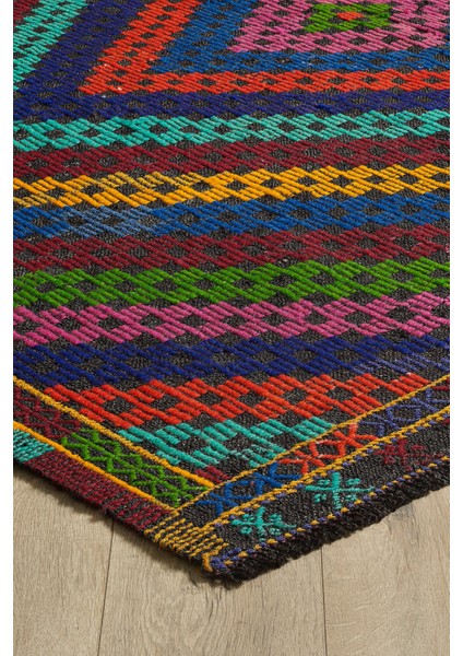 Antik Kilim - Cecim Etnik Desenli El Dokuması Hav Vermez Kilim E0538