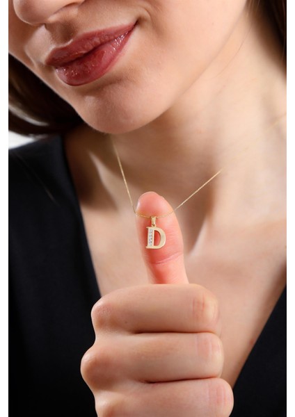 Altın Taşlı D Harfi Kolye fırsatları