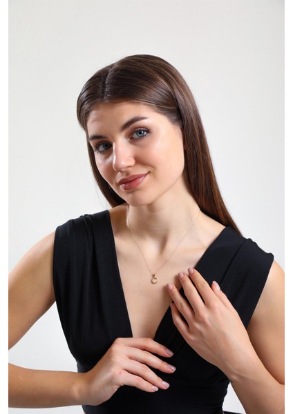 Altın Sade C Harfi Kolye modelleri