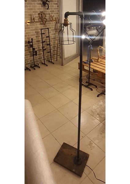Dekoratif Salona Borudan Aydınlatma Lambader