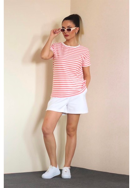 Kadın Pembe Beyaz Çizgili Basic T-Shirt