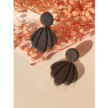 Gizy Store Polimer Kil Siyah Midye Küpe Küpe
