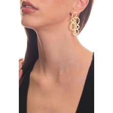 Labalaba Kadın Mat Altın Kaplama Çivili Model Oval Formlu Tasarım Küpe