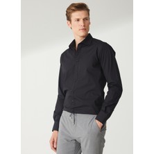 Süvari Slim Fit Klasik Yaka Düz Siyah Erkek Gömlek GM1007100487