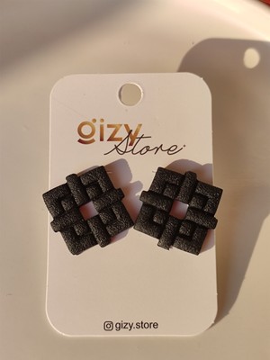 Gizy Store Polimer Kil El Yapımı Siyah Zarif Kadın Küpe