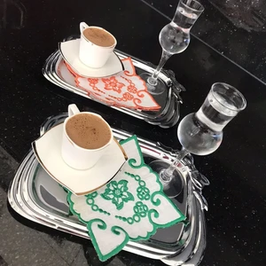 Nakış Konsept Kalpli Çiçek Motifli Kokteyl Peçete
