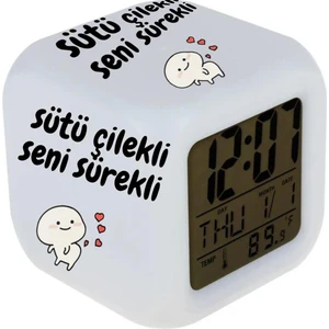 Sütü Çilekli Seni Sürekli Tasarımlı 7 Renk Değiştiren Alarmlı Dijital Küp Saat