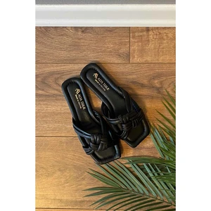 New Optimal Holmen Kalın Çapraz Düğümlü Terlik Siyah 36