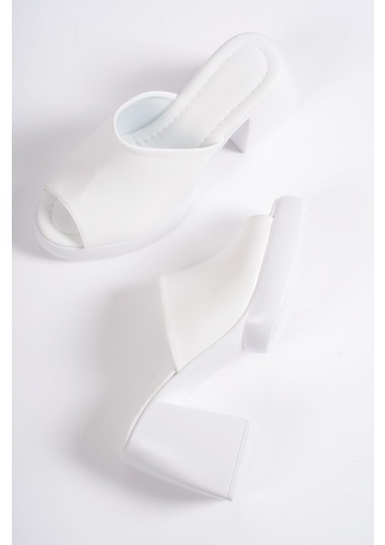 845-B Kalın Taban Beyaz Platform Kadın Terlik modelleri