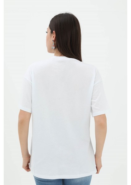 Bisiklet Yaka Terlik Baskılı T-Shirt - Beyaz fiyatları