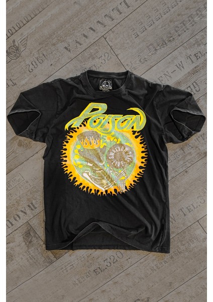 Poison Oversize Vintage Yıkamalı Siyah Grup T-Shirt