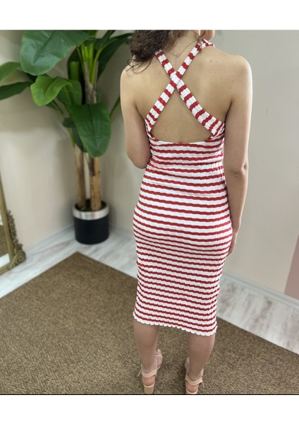 Sırt Detaylı Kırmızı-Beyaz Esnek Çizgili Elbise modelleri