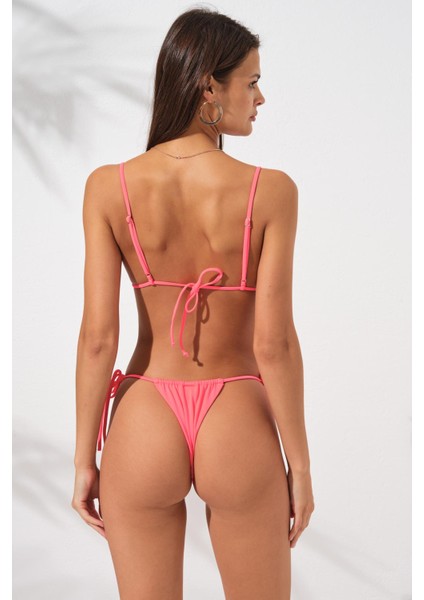 Üçgen Brazilian Bikini Takım Nar Çiçeği 231245 fırsatları
