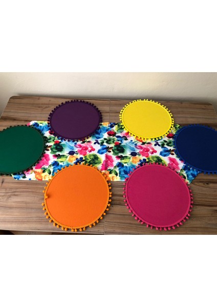 Trend Yuvam Suluboya Çiçek Desenli Runner & Ponponlu Supla modelleri