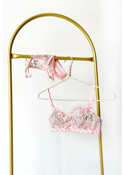 Çiçek Detaylı Sütyen Takım fiyatları