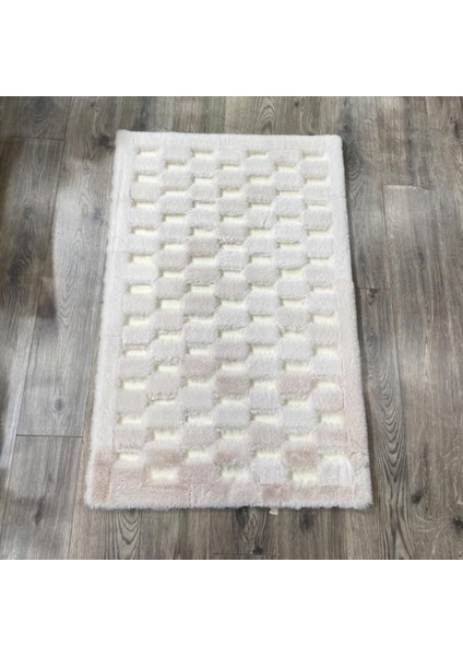 Krem Renk Parçalı Peluş Halı 80 x 150 cm fırsatları