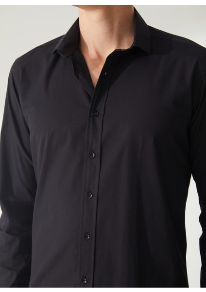 Slim Fit Klasik Yaka Düz Siyah Erkek Gömlek GM1007100472 fırsatları