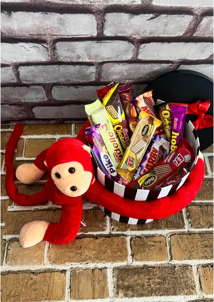Cocuga Hediye Kutusu Kırmızı Maymun ve Bol Atıştırmalık fiyatları