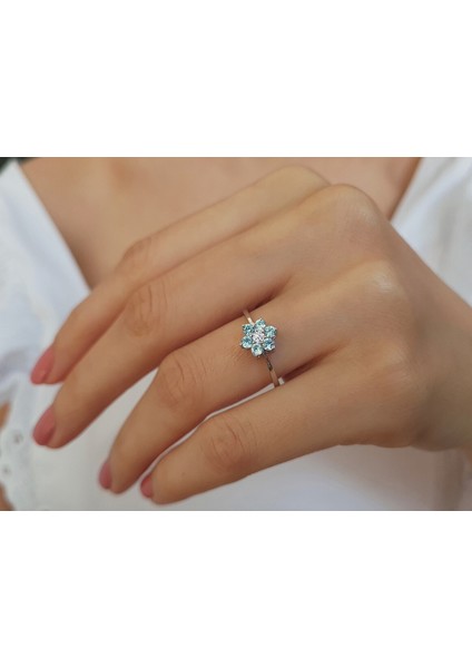Pırlanta ve Sky Blue Topaz Taşlı Papatya Yüzük 0417R0315 fırsatları