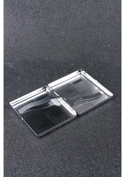 Kişiye Özel Kare Gümüş Desenli Metal Sigara Tabakası