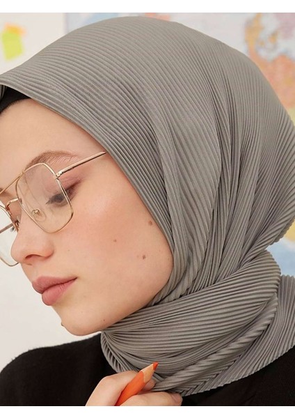 Pilise Eşarp Gümüş fırsatları