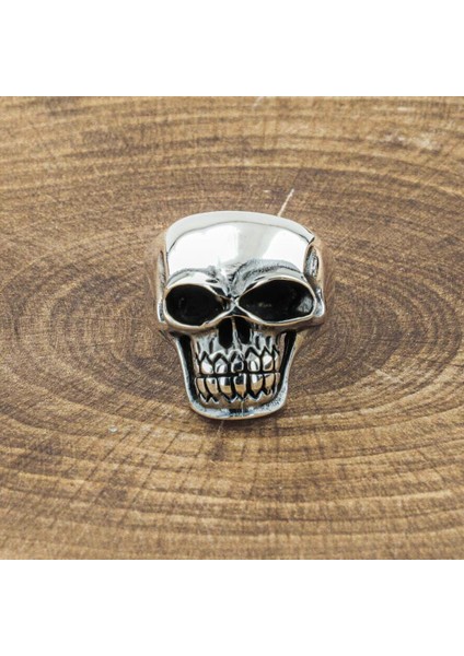 925 Ayar Gümüş Kuru Kafa Işlemeli Taşsız Gothik Model Erkek Yüzük