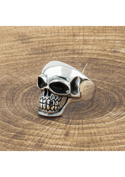925 Ayar Gümüş Kuru Kafa Işlemeli Taşsız Gothik Model Erkek Yüzük fırsatları
